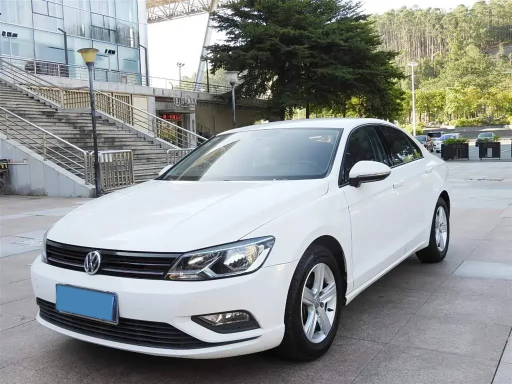 2018 Volkswagen Lamando 1.4T 131HP L4 7DCT