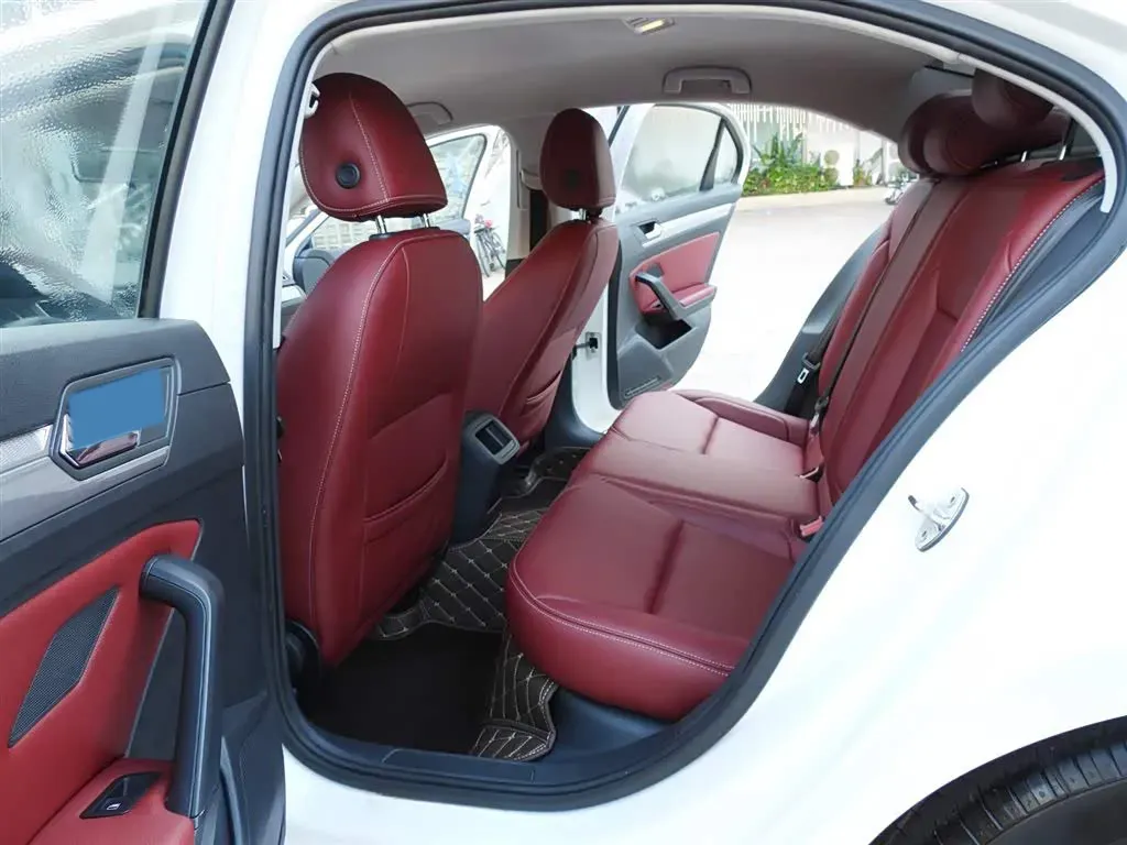 2018 Volkswagen Lamando 1.4T 131HP L4 7DCT,autocango,china used car exporter,china ev exporter,chinese used car exporter,chinese used ev exporter