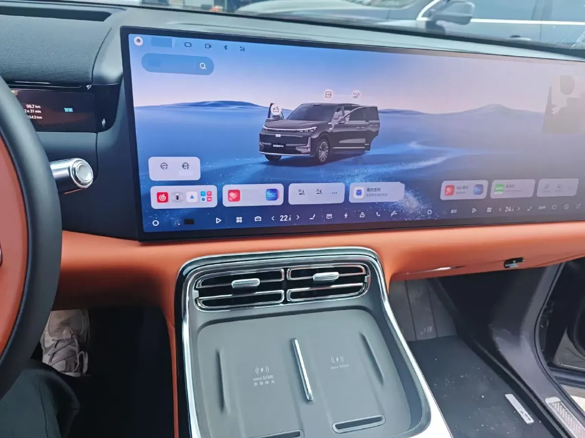 2025 Geely Galaxy M9 1.5T 163HP L4 3DHT PHEV,autocango,china used car exporter,china ev exporter,chinese used car exporter,chinese used ev exporter