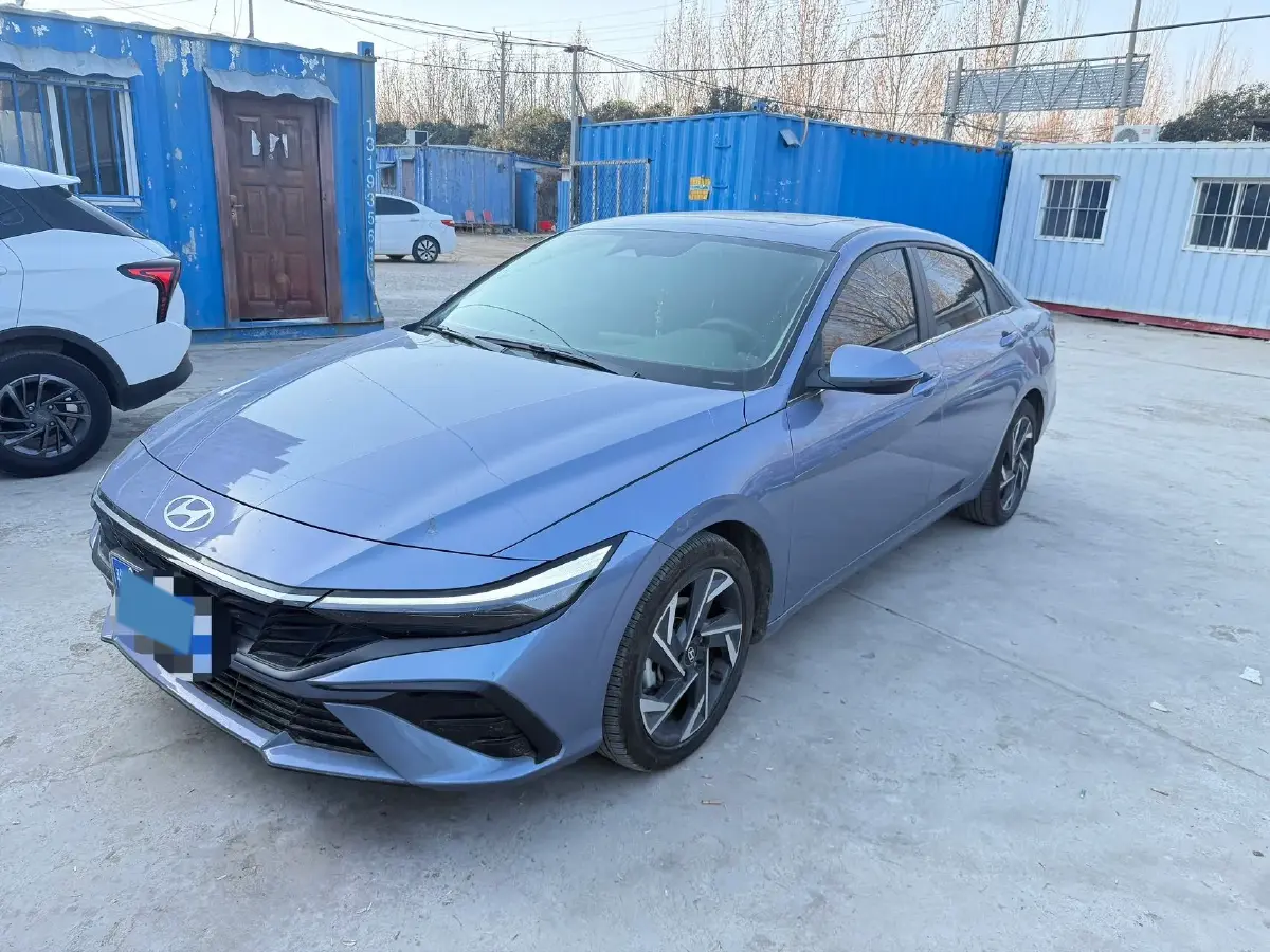 2023 Hyundai Elantra 1.5L 115HP L4 CVT