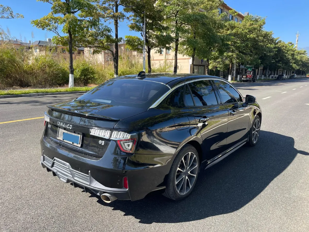 2019 Qoros 5 1.6T 197HP L4 7DCT,autocango,china used car exporter,china ev exporter,chinese used car exporter,chinese used ev exporter