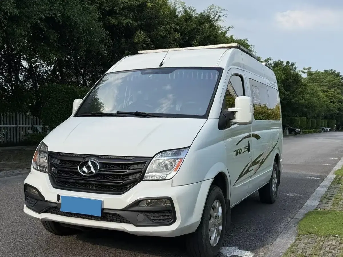 2018 MAXUS XinTu V80 2.5T 136HP L4 6MT