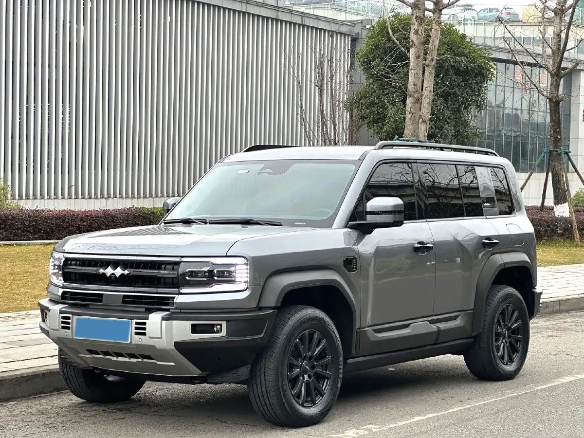 2023 FangChengBao Bao 5 1.5T 194HP L4 E-CVT PHEV 31.8KWH