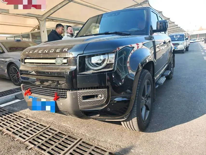 2024 Land Rover Defender 3.0T 400HP L6 8AT