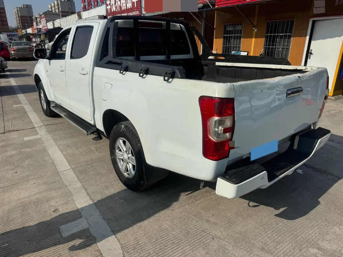 2020 JMC BaoDian 2.5T 140HP L4 5MT,autocango,china used car exporter,china ev exporter,chinese used car exporter,chinese used ev exporter