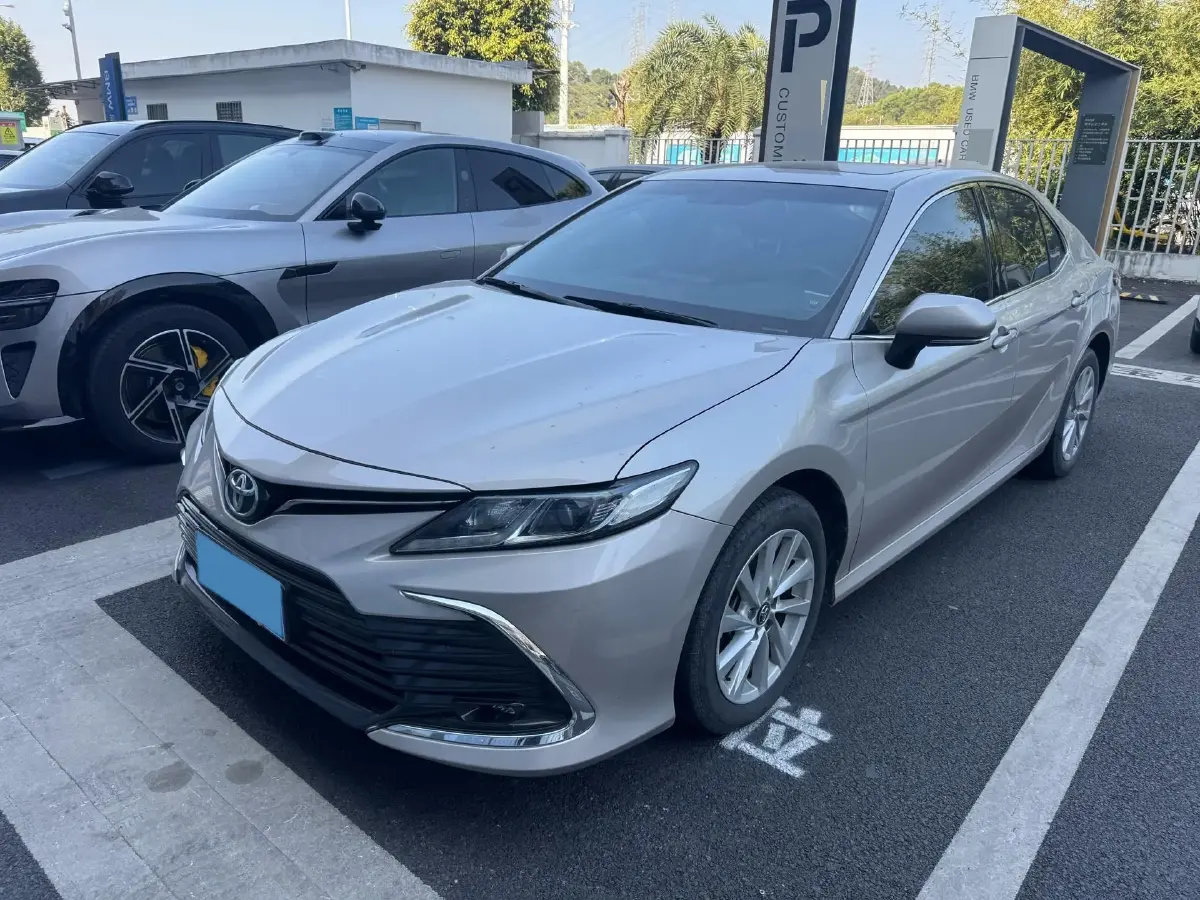 2022 Toyota Camry 2.0L 178HP L4 CVT