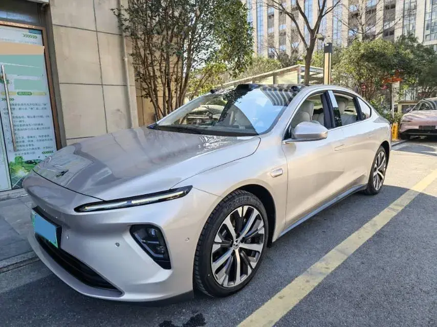 2024 NIO ET7 BEV 75KWH