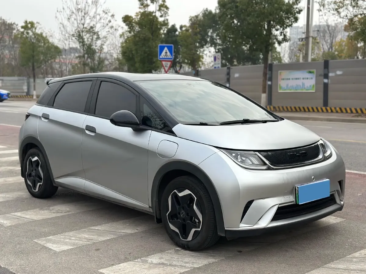 2021 Ford Escort 1.5L 122HP L3 6AT,autocango,china used car exporter,china ev exporter,chinese used car exporter,chinese used ev exporter
