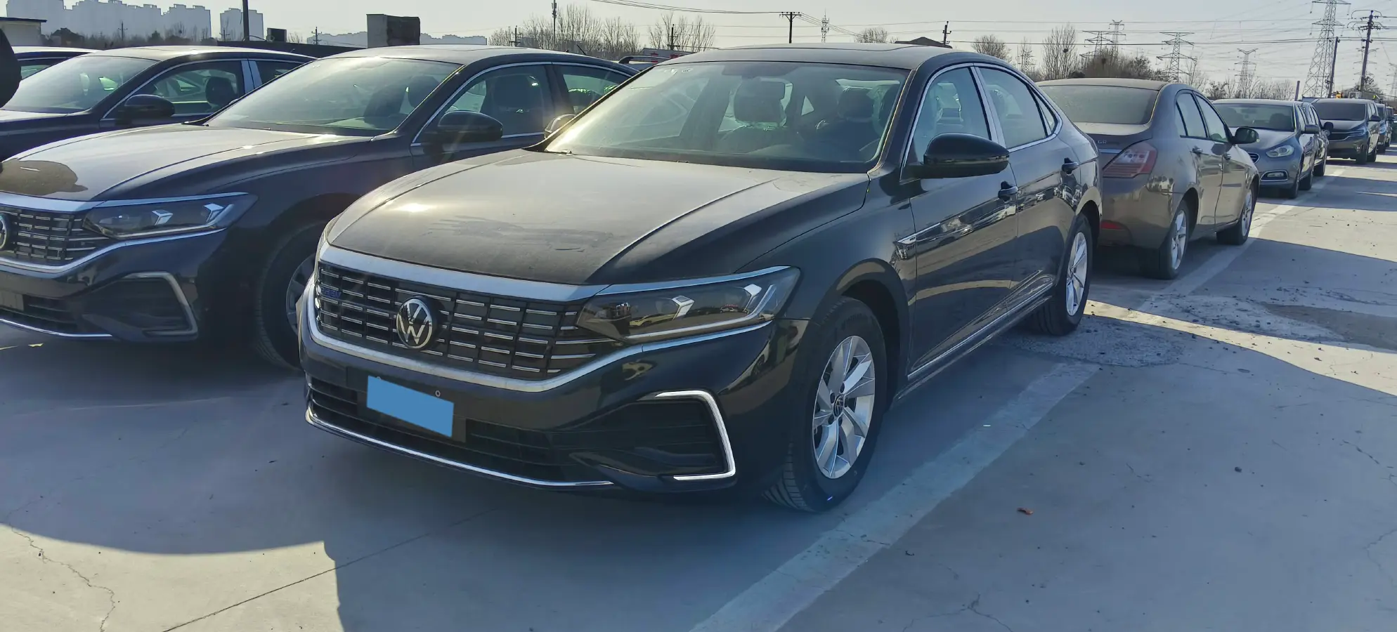 2025 Volkswagen Passat 1.4T 150HP L4 6DCT PHEV
