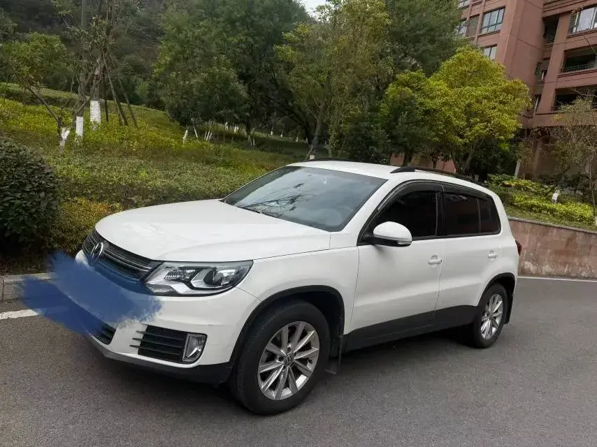 2016 Volkswagen Touran 1.4T 150HP L4 7DCT