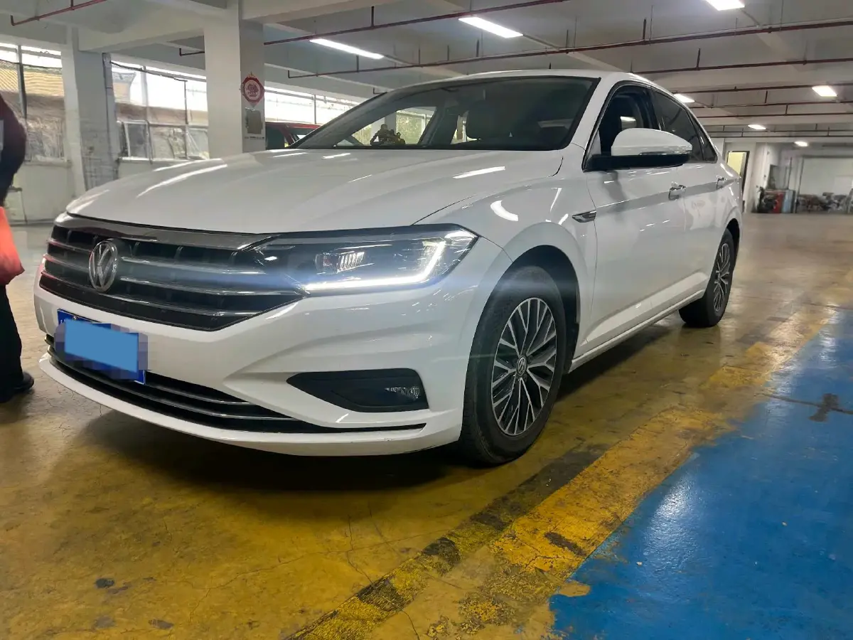 2020 Volkswagen Sagitar 1.4T 150HP L4 7DCT