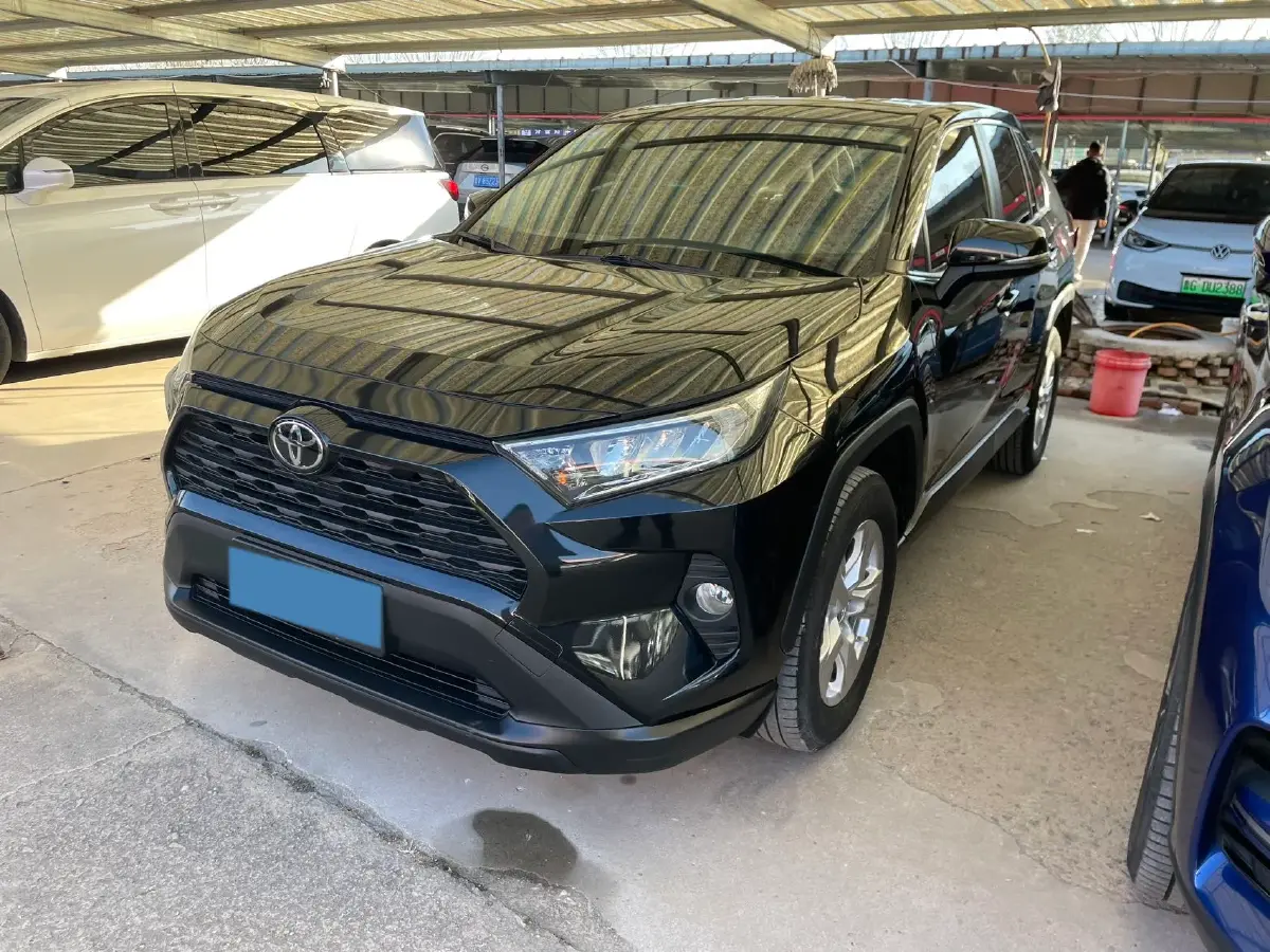 2020 Toyota RAV4 2.0L 171HP L4 CVT