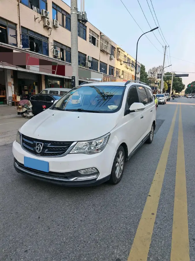 2016 BaoJun 560 1.5T 150HP L4 6MT