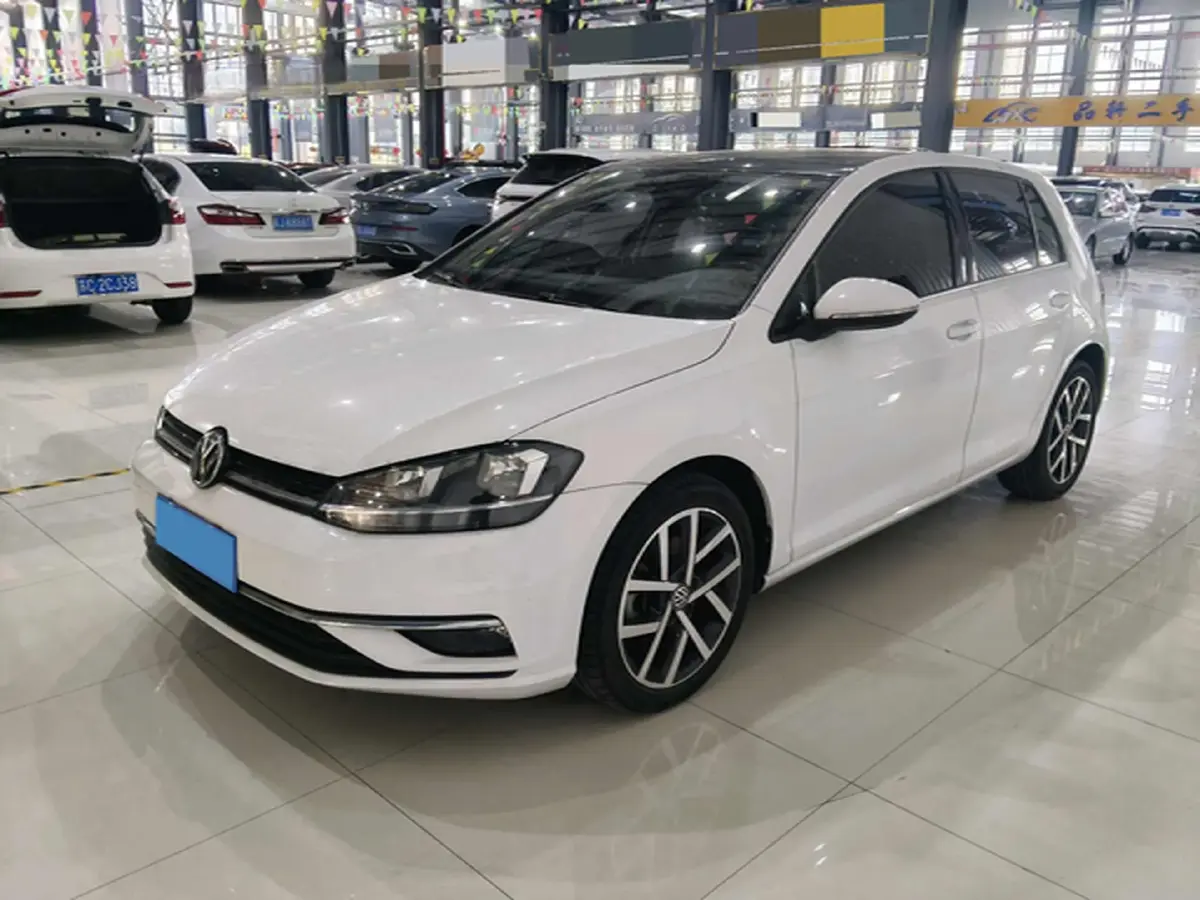 2018 Volkswagen Golf 1.4T 150HP L4 7DCT