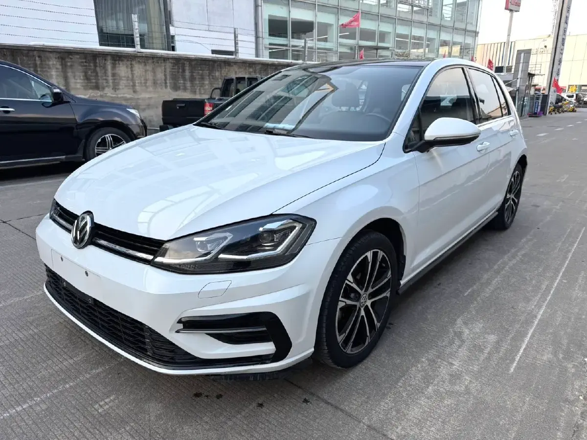 2018 Volkswagen Golf 1.4T 150HP L4 7DCT