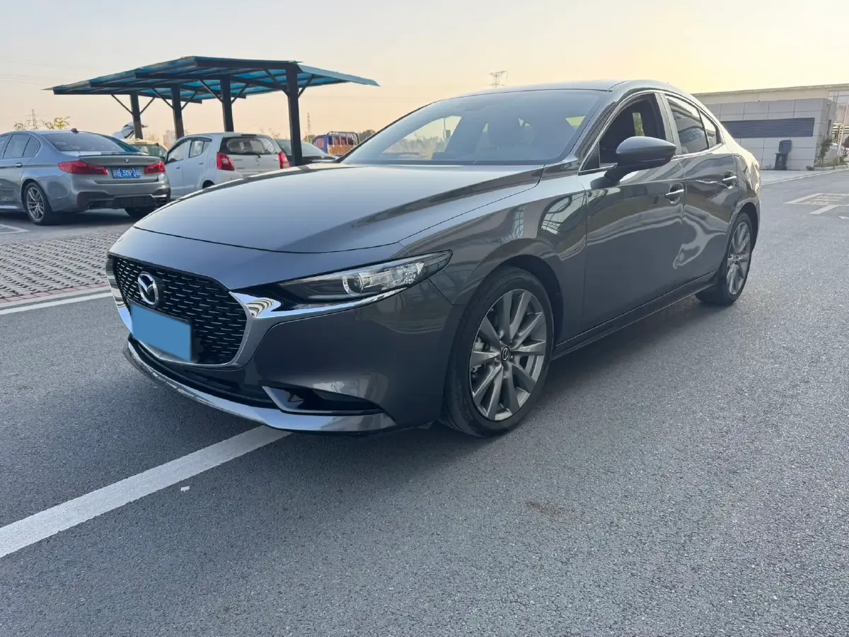 2023 Mazda 3 Axela 2.0L 158HP L4 6AT