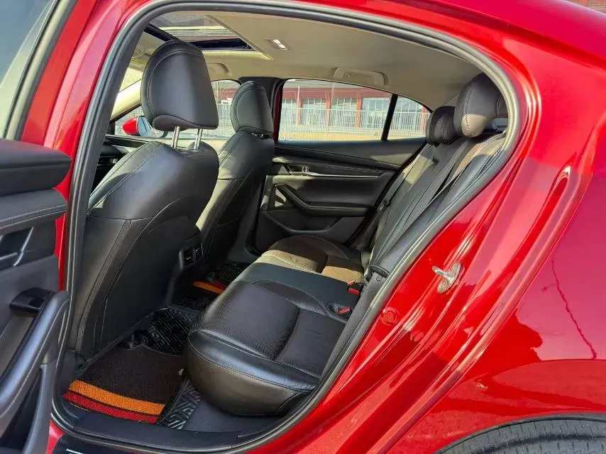 2021 Mazda 3 Axela 2.0L 158HP L4 6AT,autocango,china used car exporter,china ev exporter,chinese used car exporter,chinese used ev exporter