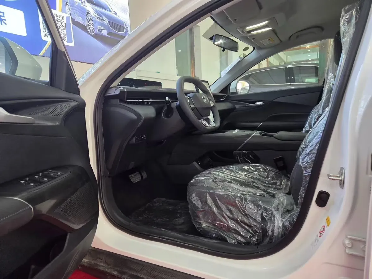 2025 ChangAn EadoPHEV 1.5L 98HP L4 E-CVT PHEV,autocango,china used car exporter,china ev exporter,chinese used car exporter,chinese used ev exporter