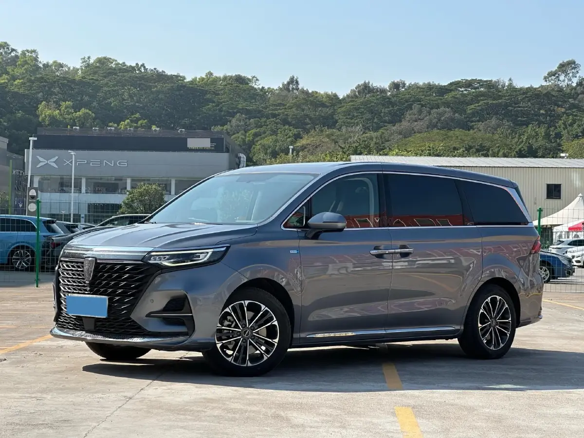 2021 Roewe iMAX8 2.0T 234HP L4 8AT