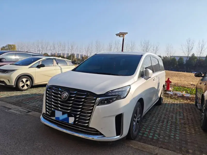 2023 Buick GL8 2.0T 237HP L4 9AT