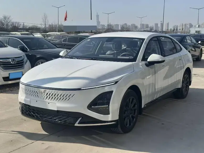 2025 WuLing XingGuang 1.5L 106HP L4 E-CVT PHEV