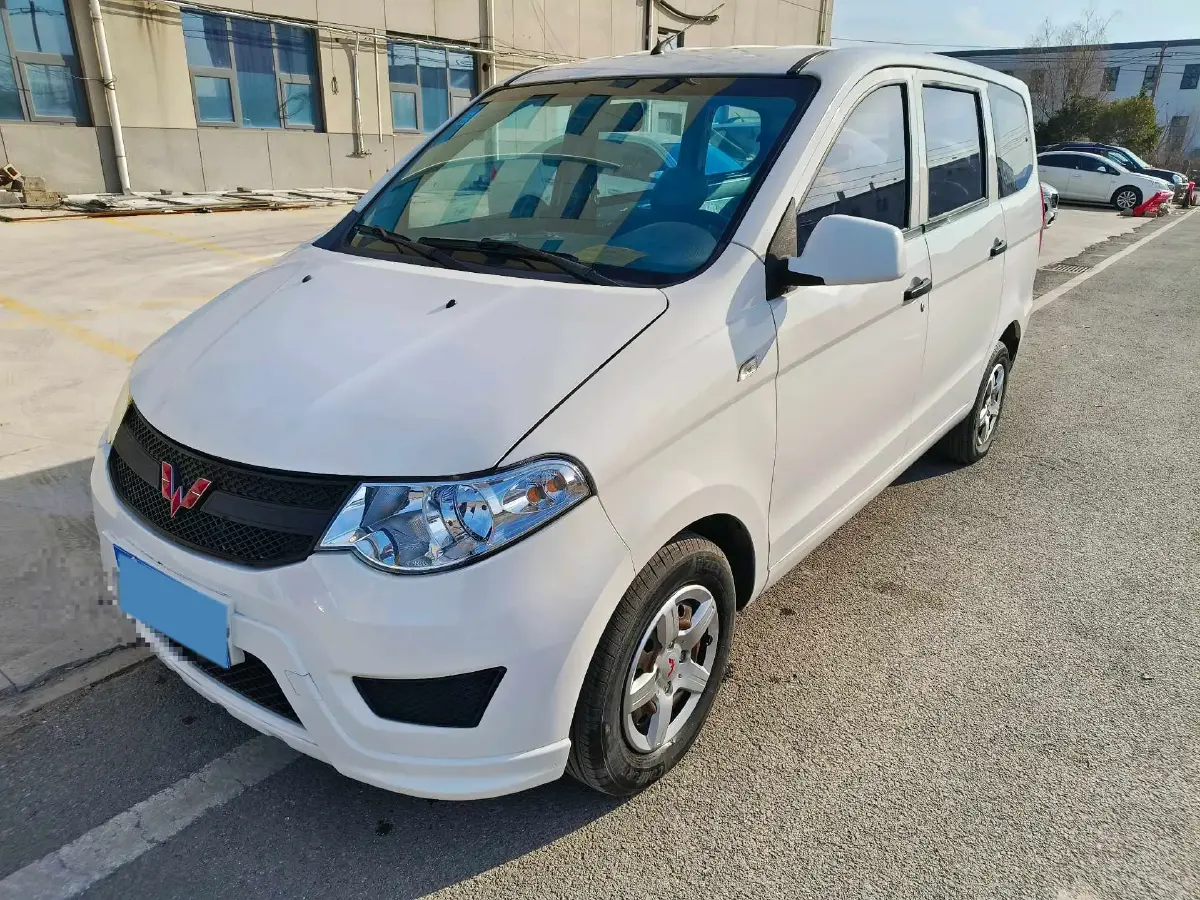 2018 WuLing HongGuang 1.2L 82HP L4 5MT