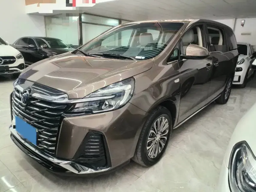 2023 Buick GL8 2.0T 237HP L4 9AT