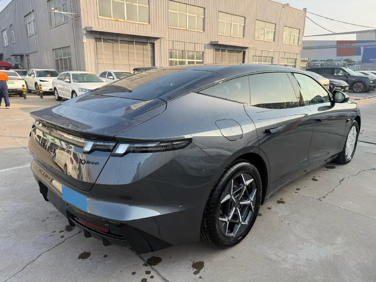 2025 LYNK&CO 10 EM-P 1.5T 163HP L4 3DHT PHEV,autocango,china used car exporter,china ev exporter,chinese used car exporter,chinese used ev exporter