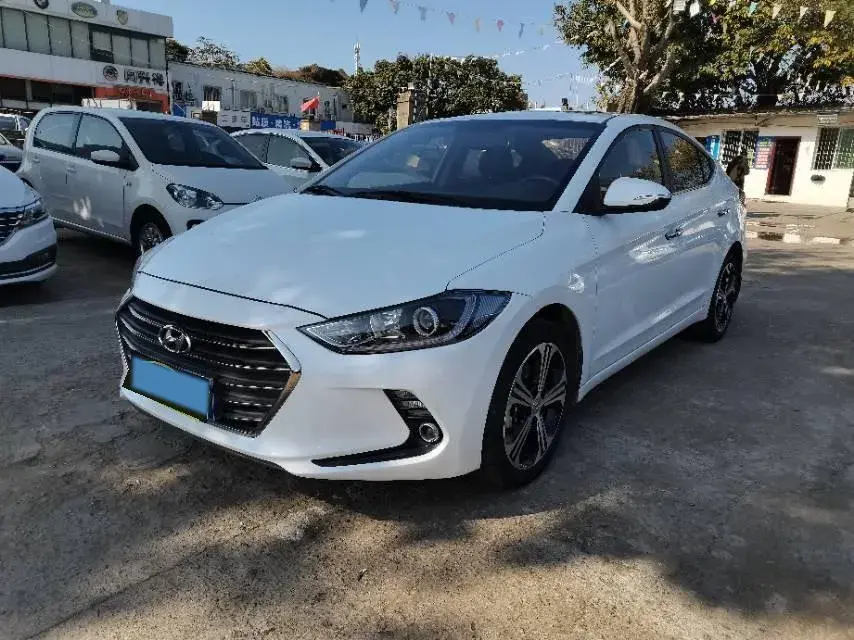 2018 Hyundai Elantra 1.4T 130HP L4 7DCT