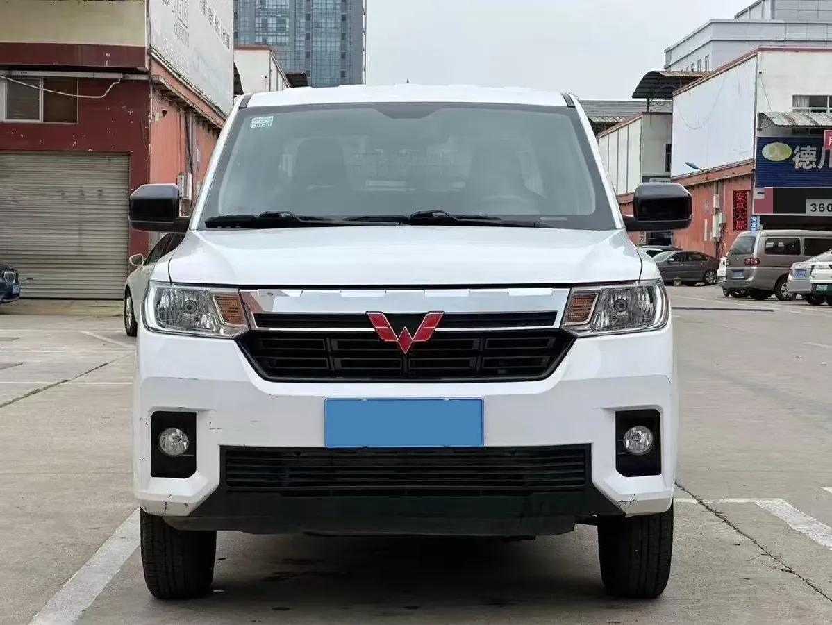 2021 WuLing ZhentTu 1.5L 99HP L4 5MT,autocango,china used car exporter,china ev exporter,chinese used car exporter,chinese used ev exporter