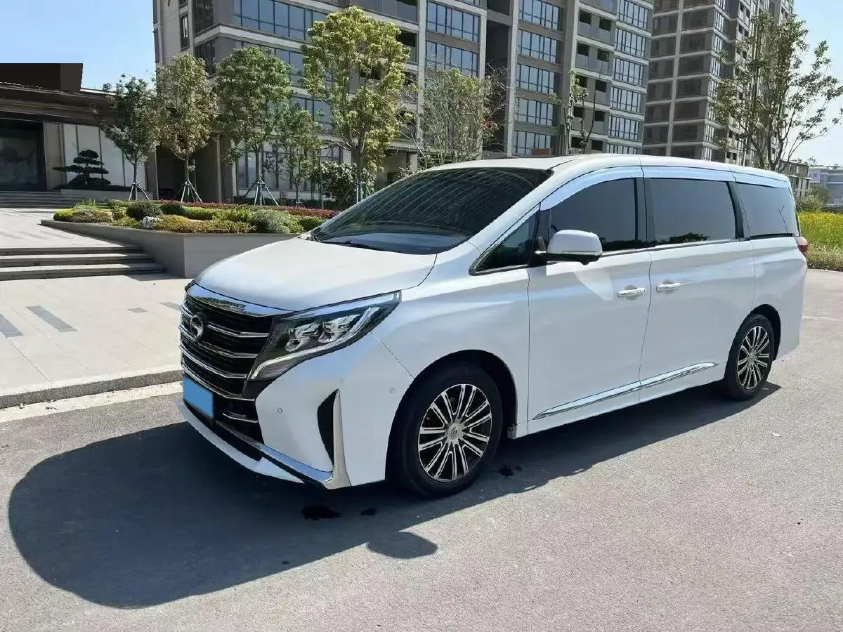 2021 GAC Trumpchi M8 2.0T 252HP L4 8AT