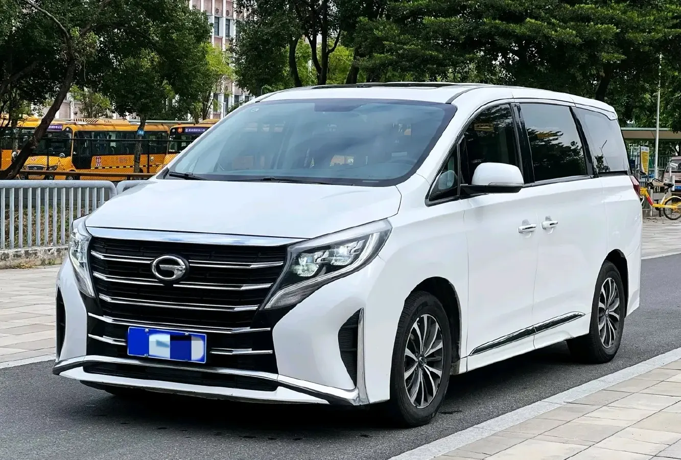 2023 GAC Trumpchi M8 2.0T 252HP L4 8AT