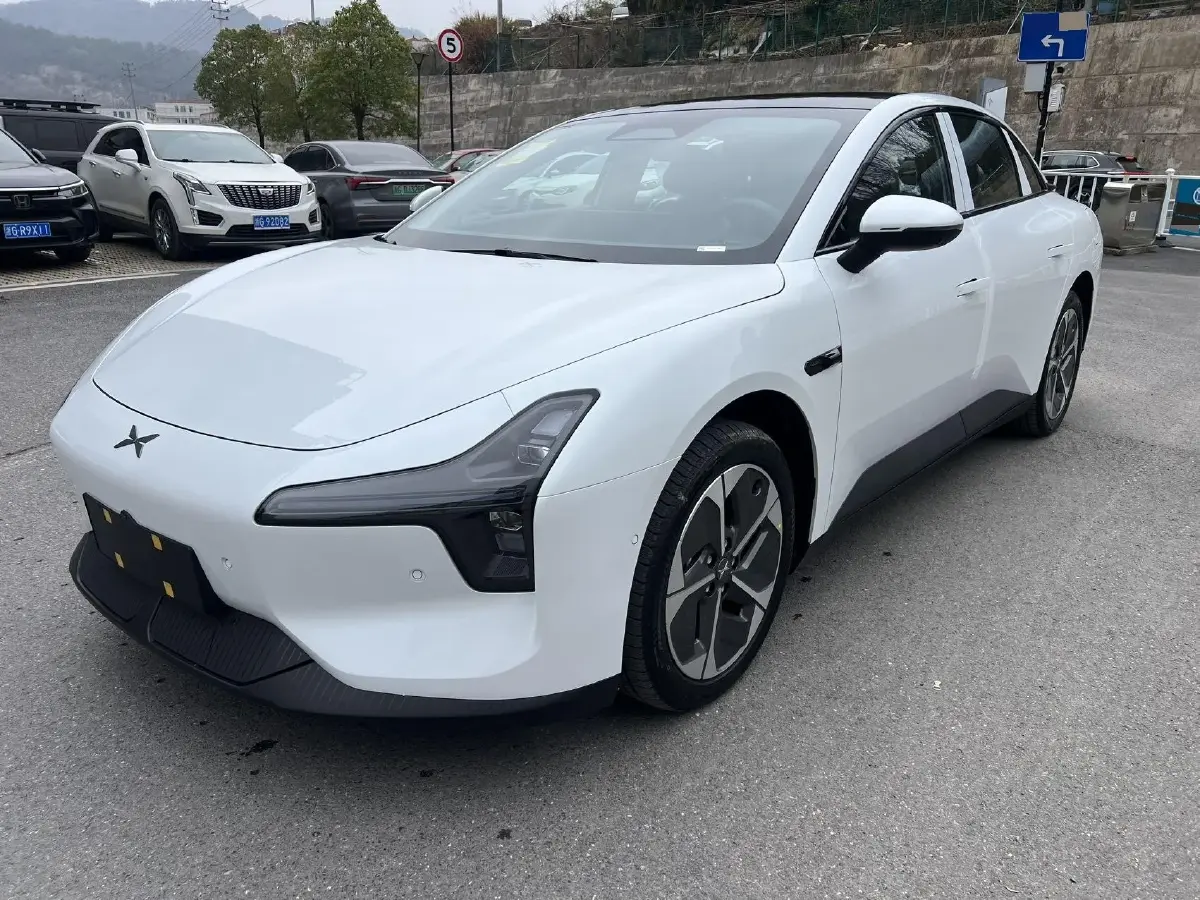 2025 Xpeng MONA M03 BEV