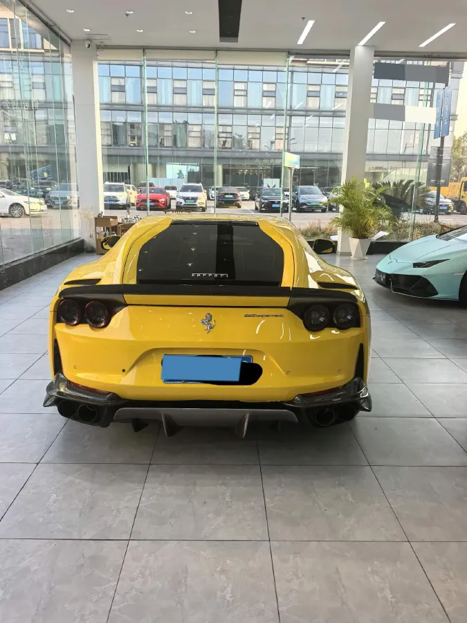 2017 Ferrari 812 6.5L 800HP V12 7DCT,autocango,china used car exporter,china ev exporter,chinese used car exporter,chinese used ev exporter