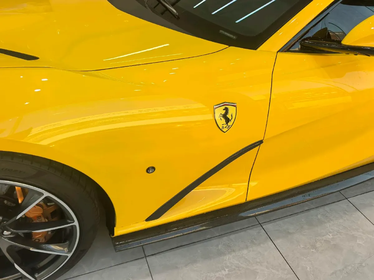 2017 Ferrari 812 6.5L 800HP V12 7DCT,autocango,china used car exporter,china ev exporter,chinese used car exporter,chinese used ev exporter