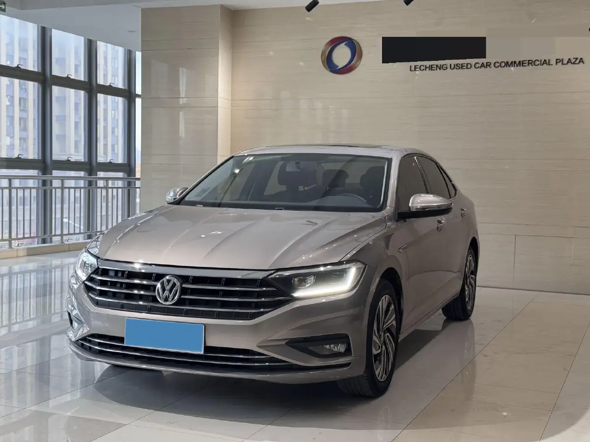 2022 Volkswagen Sagitar 1.4T 150HP L4 7DCT