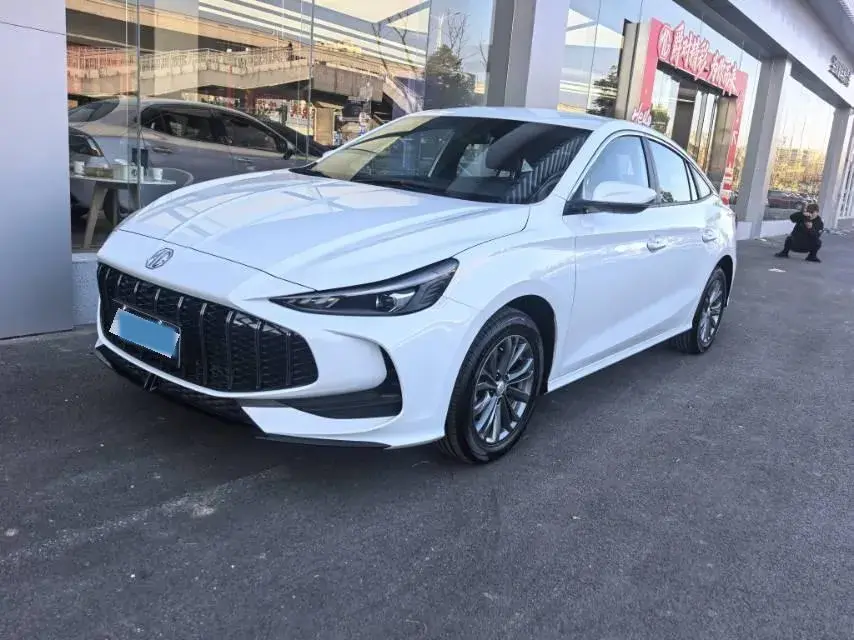 2025 MG 5 1.5L 129HP L4 CVT