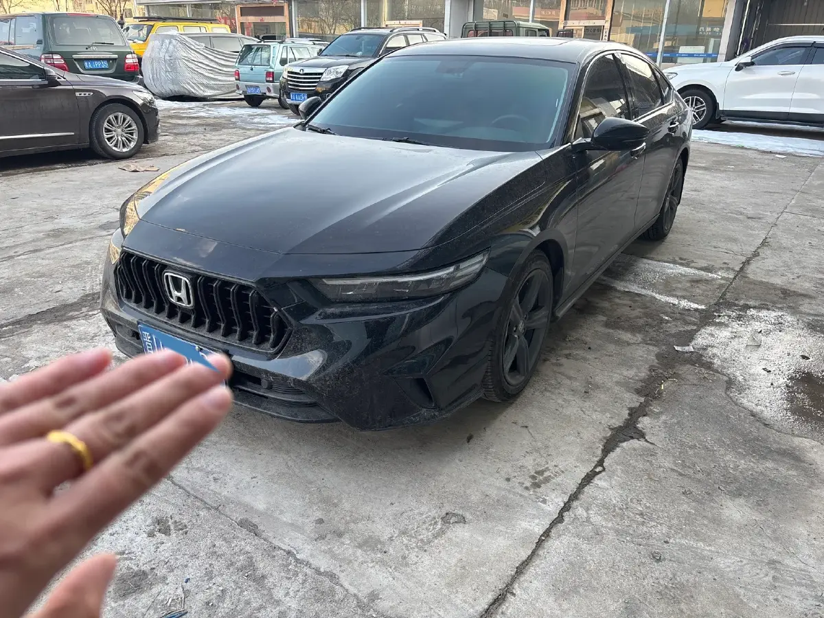 2023 Honda Inspire 1.5T 192HP L4 CVT