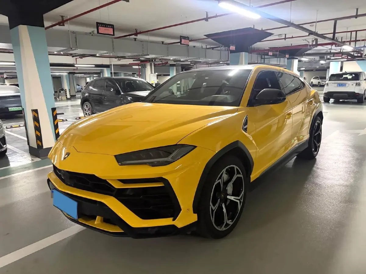 2021 Lamborghini Urus 4.0T 641HP V8 8AT