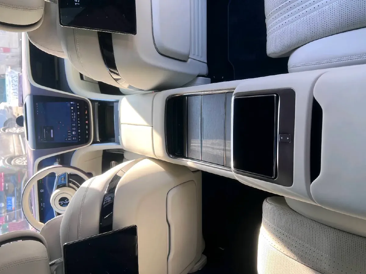 2025 YangWang U7 BEV 135.5KWH,autocango,china used car exporter,china ev exporter,chinese used car exporter,chinese used ev exporter