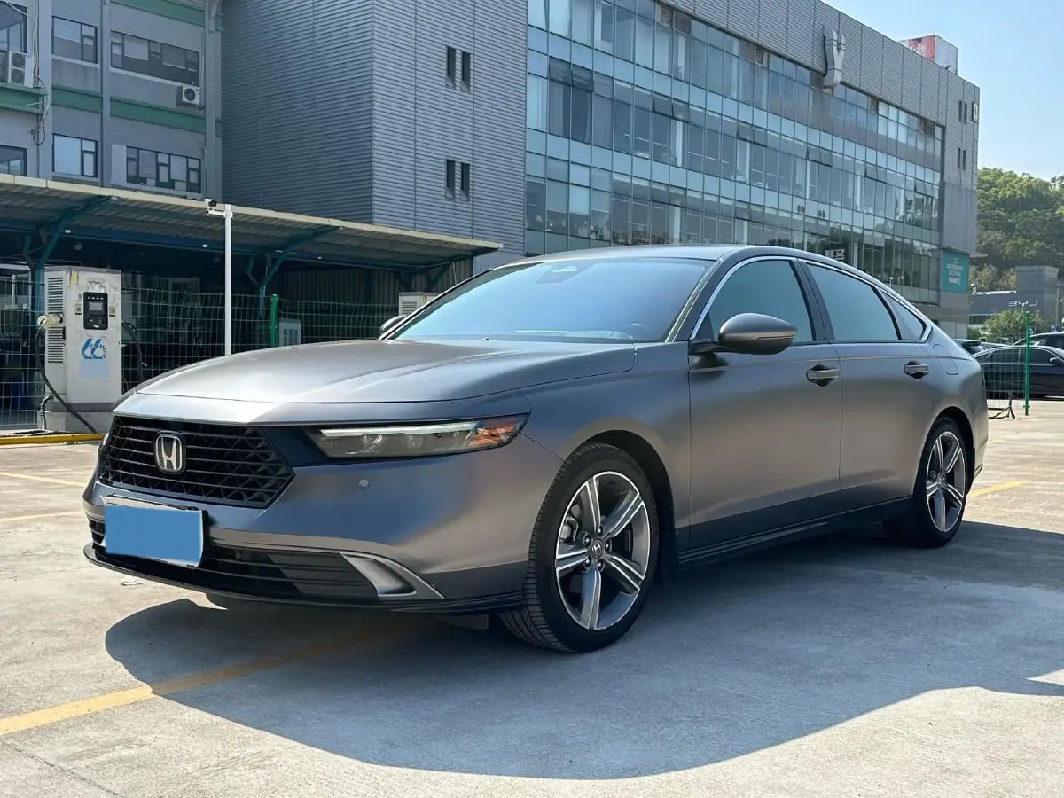 2023 Honda Accord 1.5T 192HP L4 CVT
