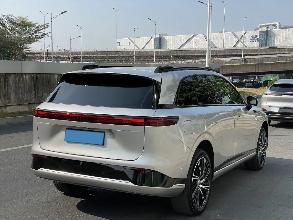 2022 Jeep Gladiator 3.6L 284HP V6 8AT,autocango,china used car exporter,china ev exporter,chinese used car exporter,chinese used ev exporter