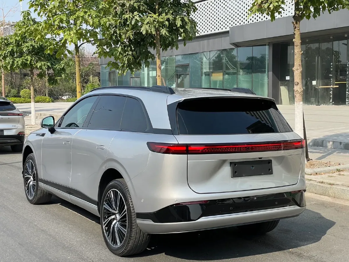 2022 Jeep Gladiator 3.6L 284HP V6 8AT,autocango,china used car exporter,china ev exporter,chinese used car exporter,chinese used ev exporter