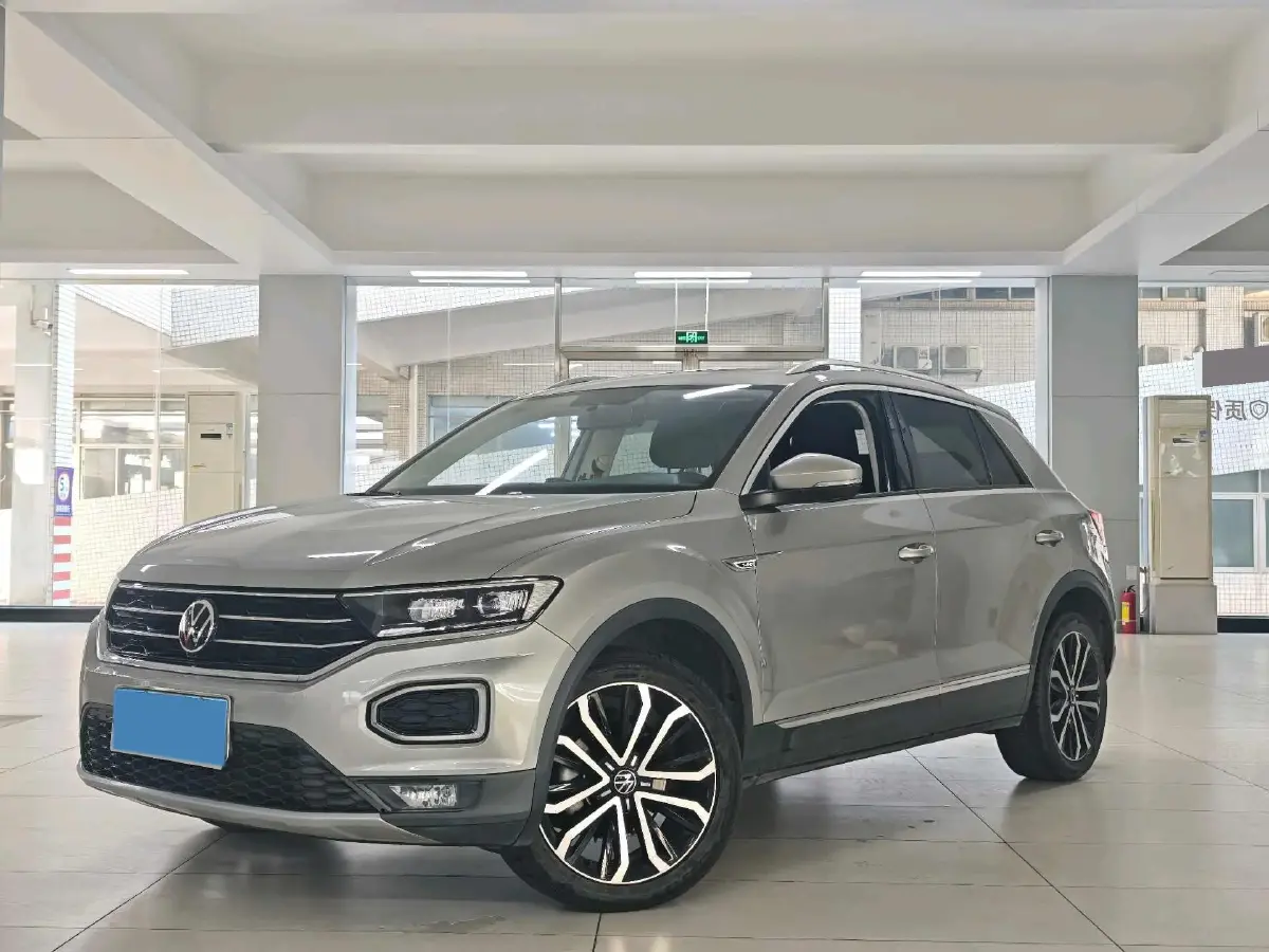 2021 Volkswagen T-Roc 1.4T 150HP L4 7DCT