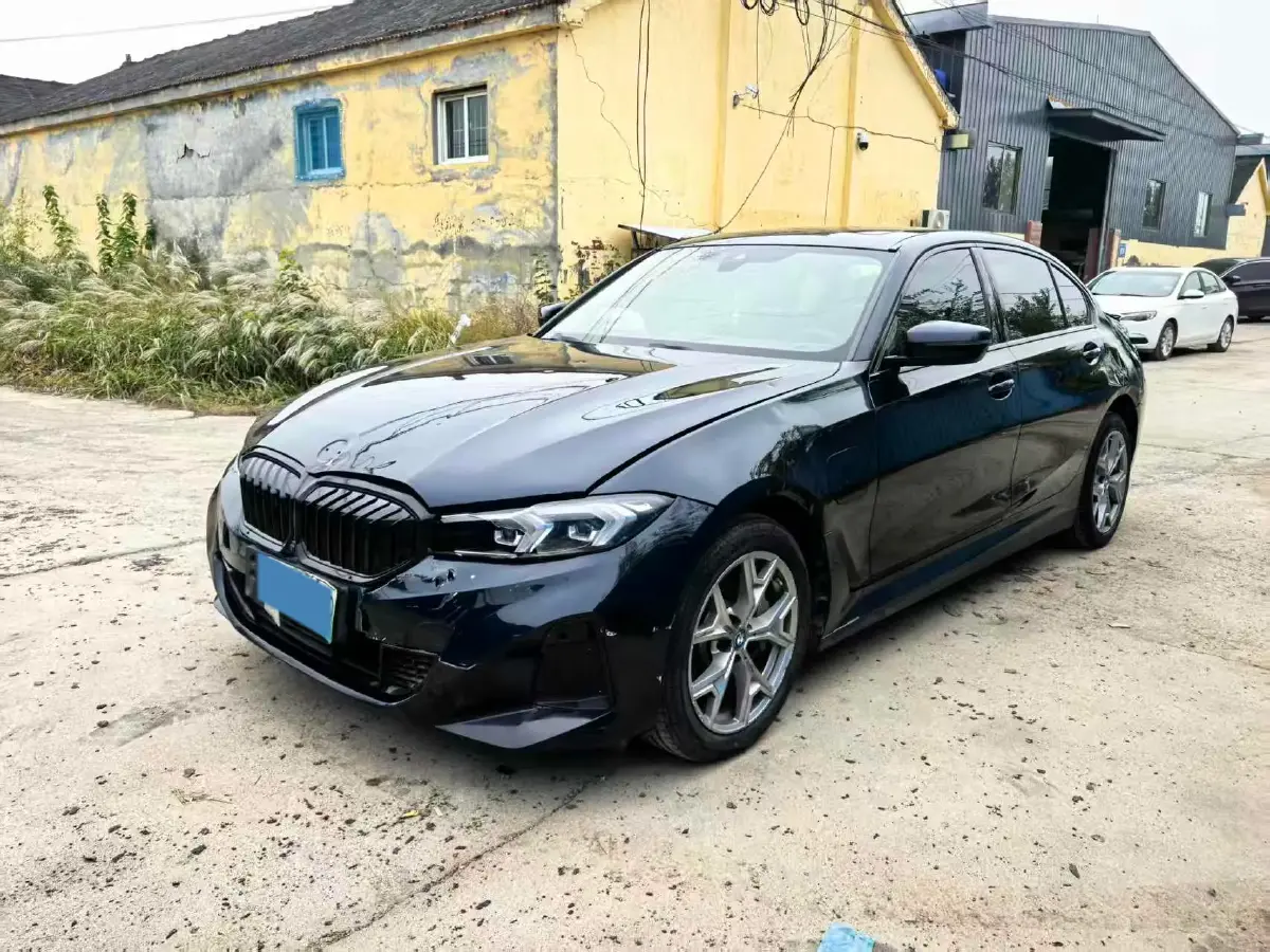 2024 BMW i3 BEV 70KWH