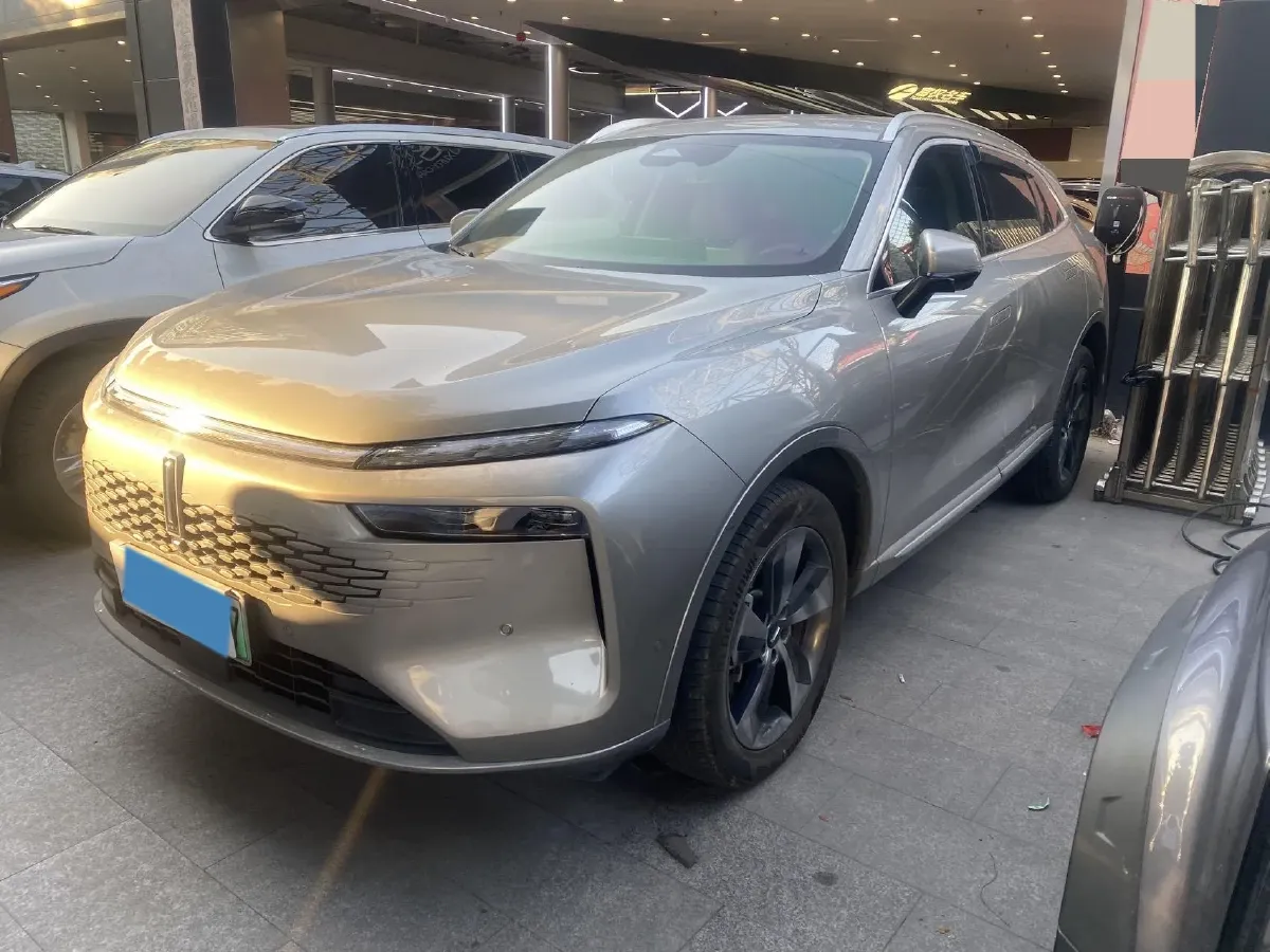 2023 WEY Mocha 1.5T 156HP L4 2DHT PHEV 34KWH,autocango,china used car exporter,china ev exporter,chinese used car exporter,chinese used ev exporter