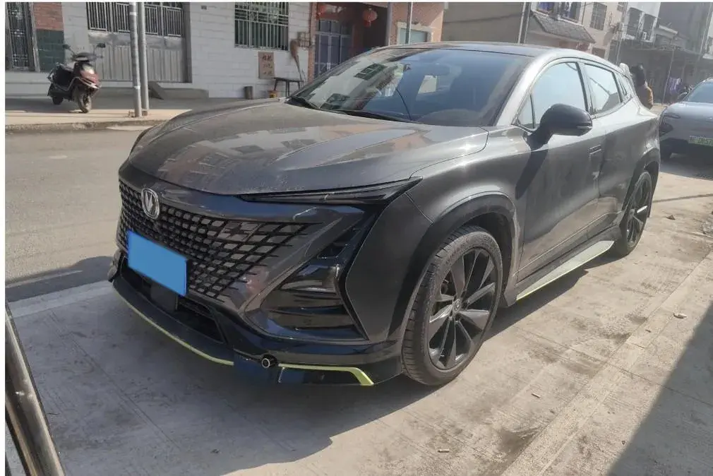 2022 ChangAn UNI-T 1.5T 188HP L4 7DCT