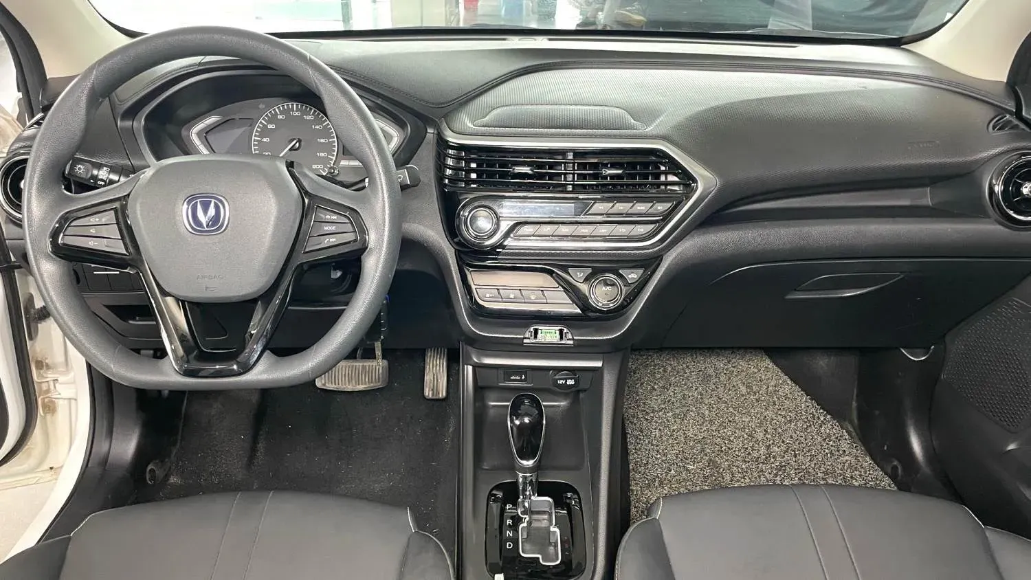 2019 ChangAn Alsvin 1.5L 107HP L4 5DCT,autocango,china used car exporter,china ev exporter,chinese used car exporter,chinese used ev exporter