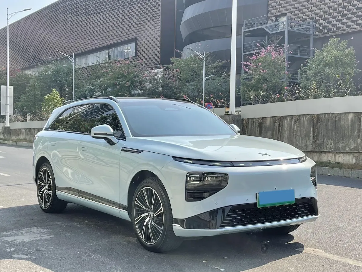 2022 Jeep Gladiator 3.6L 284HP V6 8AT,autocango,china used car exporter,china ev exporter,chinese used car exporter,chinese used ev exporter