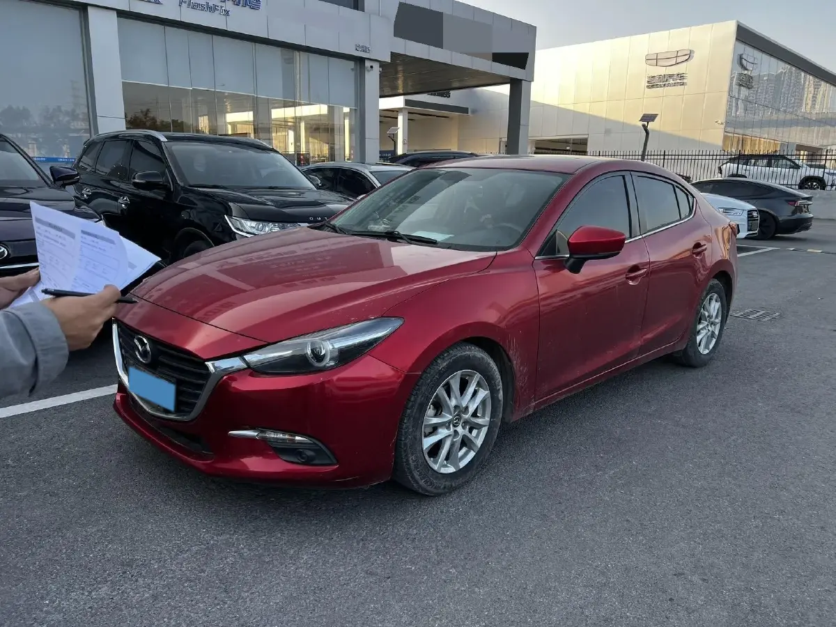 2017 Mazda 3 Axela 1.5L 117HP L4 6AT